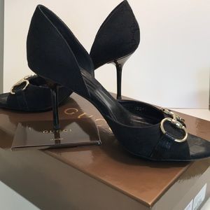 SOLD Gucci Black Canvas Logo Peep Toe Pumps Sz 7